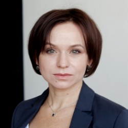 Светлана Хмелевских