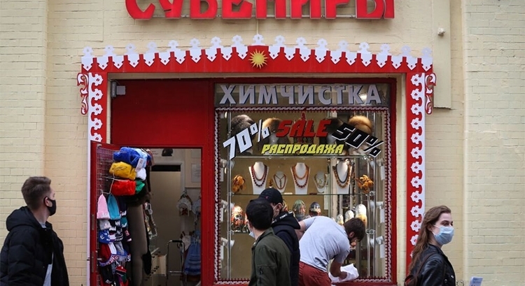 «У всех кризис, у нас пятница»: кто потерял и заработал на кризисе