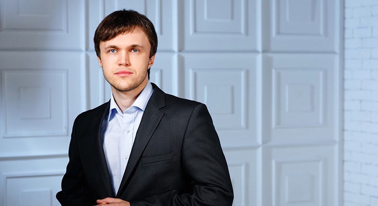 «Главная составляющая успеха — ежедневная работа и внедрение нового»: интервью с Сергем Сивковым — SEO №1 на FL.ru