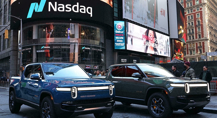 Tesla или Rivian: кто кого?