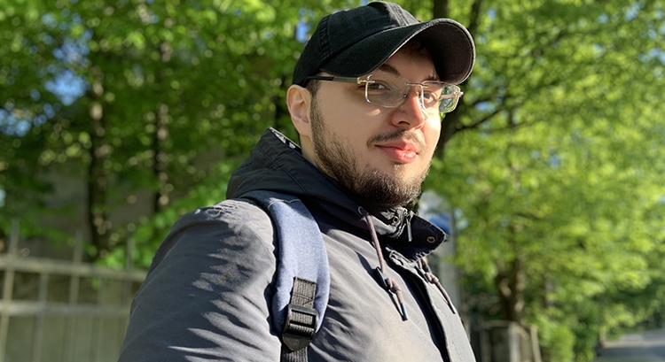 Действовать в одиночку невозможно: интервью с Алексеем Комаровым, экспертом по UX/UI-дизайну