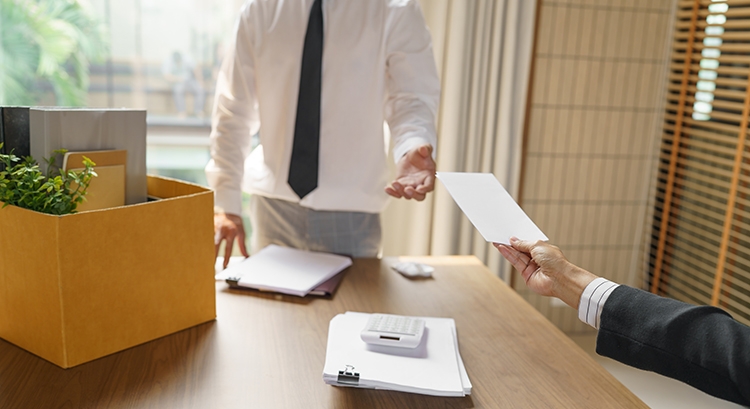Как уволить сотрудника без его желания и возможно ли это