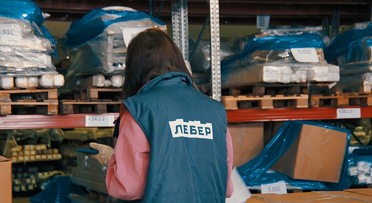 Как оптимизация процесса отгрузки на складе сократит время ожидания в 48 раз: опыт компании Лебер